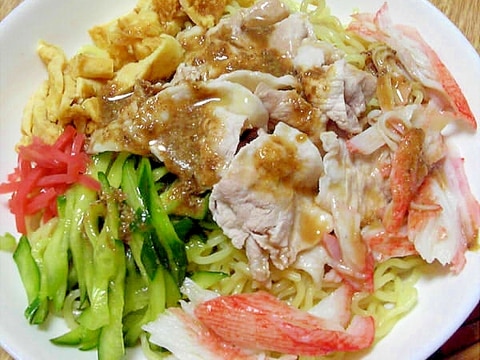 豚しゃぶゴマダレの冷やし中華